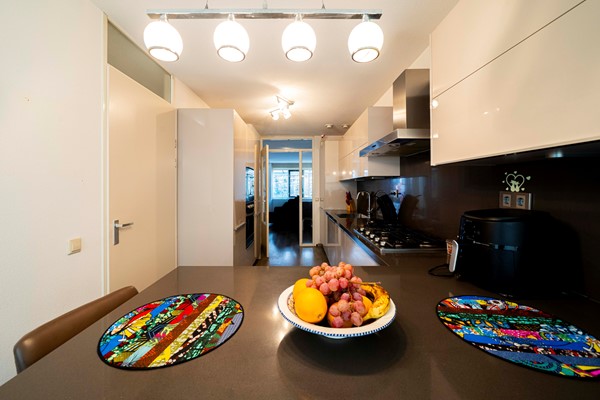Medium property photo - Vermeerstraat 152, 2525 VN Den Haag